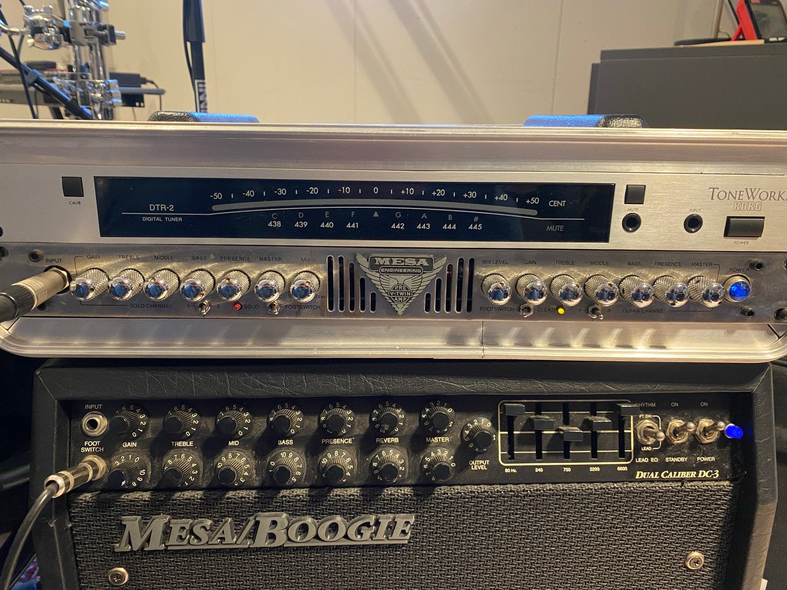 Mesa Boogie V-twin pre-amp rackmount incl. Footswitch, Ophalen, Zo goed als nieuw, Gitaar