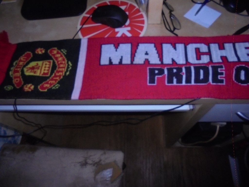 Manchester united sjaal, Verzamelen, Ophalen of Verzenden, Zo goed als nieuw, Buitenlandse clubs, Vaantje of Sjaal