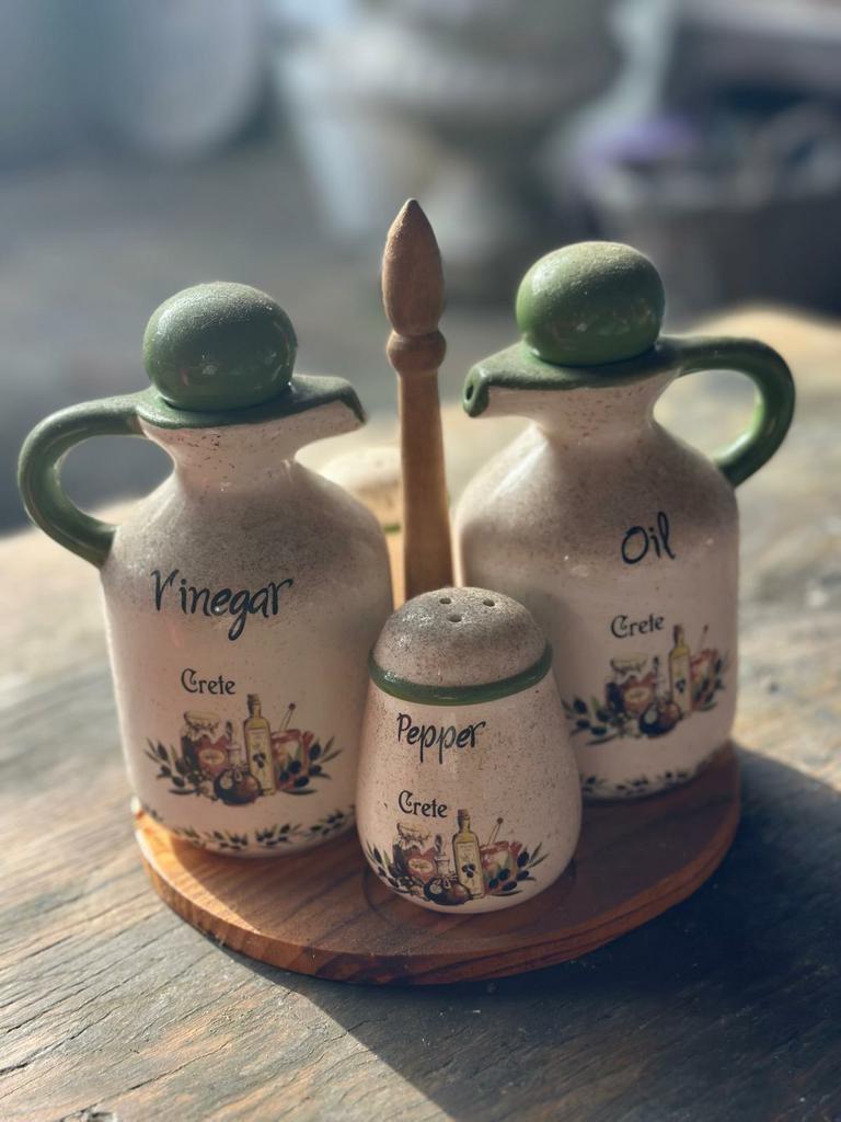 Peper e zoutstel uit Kreta, Verzamelen, Ophalen, Poppenhuis