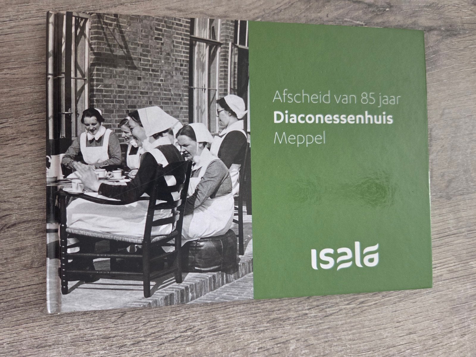 Afscheid van 85 jaar Diaconessenhuis Meppel Isala, Ophalen of Verzenden, Gelezen, Onbekend, Nederland