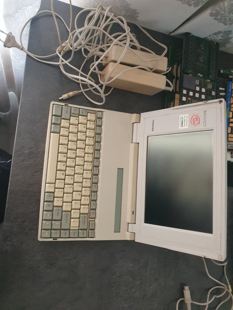 Vintage Toshiba T4700CT Laptop - Collectors Item, Computers en Software, Vintage Computers, Ophalen of Verzenden