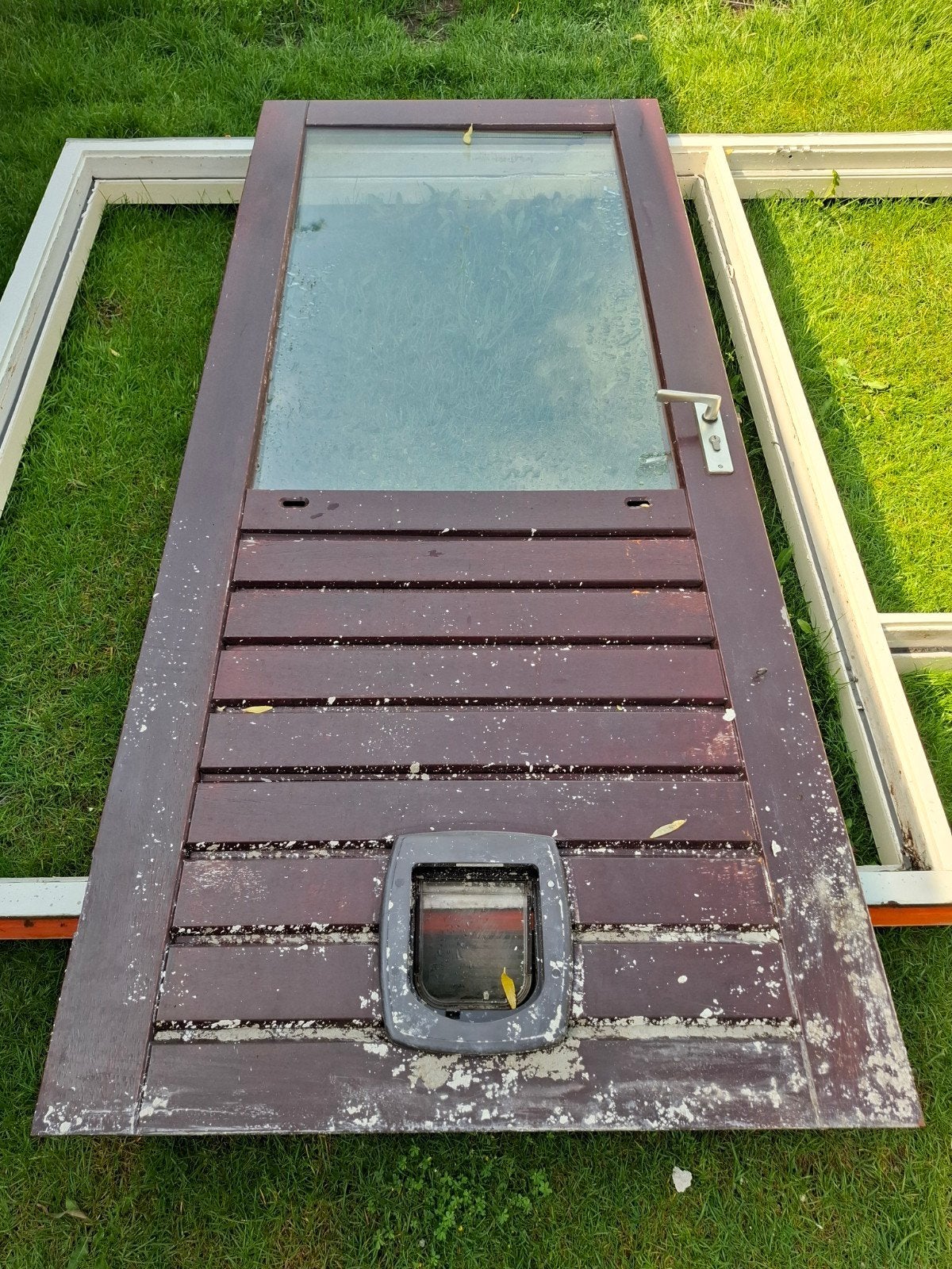 Gebruikte buitendeur met kattenluik en glas, Ophalen, Gebruikt, 200 tot 215 cm, Glas