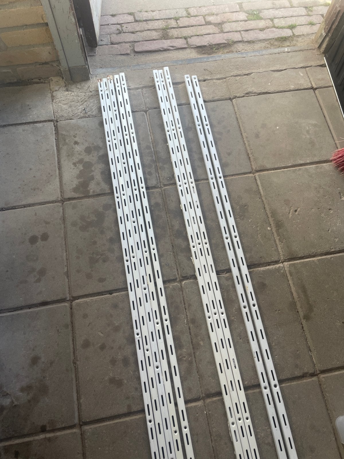 Rails voor plankdragers 180, 197 en 200 cm, Ophalen