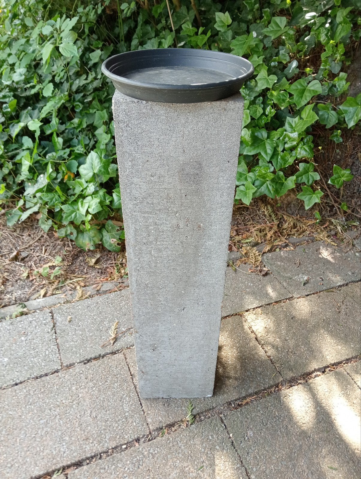 Vogelbad op betonnen sokkel - Tuindecoratie, Ophalen, Gebruikt