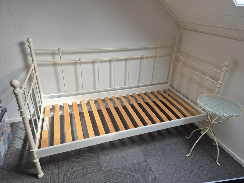 IKEA TROMSNES eenpersoonsbed 90x200 cm met nachtkastje, Ophalen, Gebruikt, 90 cm, Eenpersoons