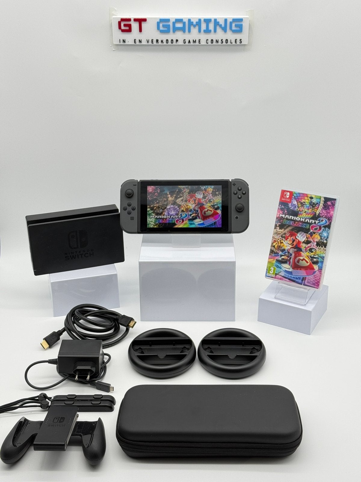 NINTENDO SWITCH NIEUW MODEL 2023 V2 MARIO KART+STUURTJES, Met 2 controllers, Ophalen of Verzenden, Zo goed als nieuw, Met harde schijf