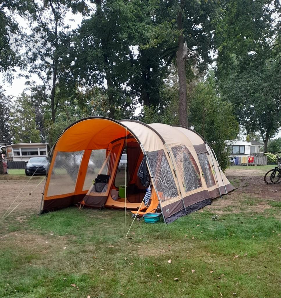 Outwell Maui Reef tunneltent - Ruime gezinstent, Ophalen, Gebruikt, Tot en met 5