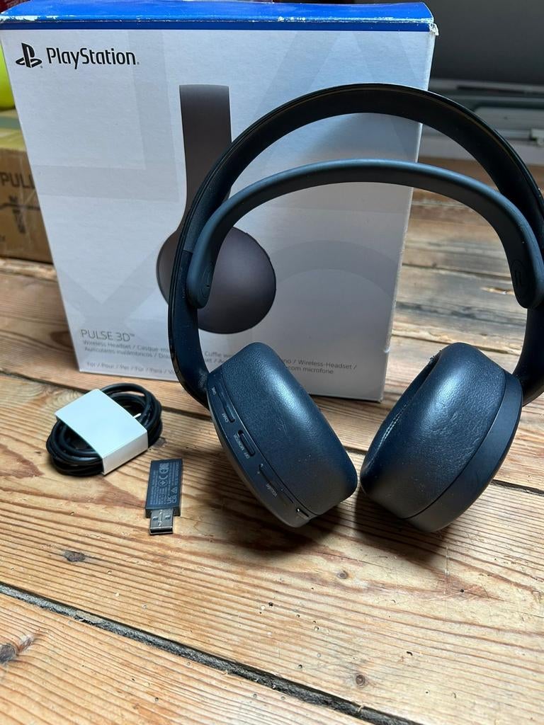 PlayStation pulse 3D headset, Gebruikt, Ophalen of Verzenden, Draadloos, Sony PlayStation
