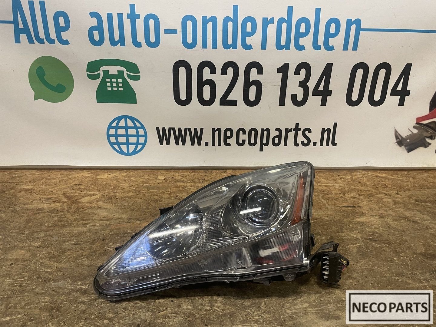 LEXUS IS 220 250 IS220 IS250 XENON KOPLAMP ALLES LEVERBAAR!!, Gebruikt, -, -, -