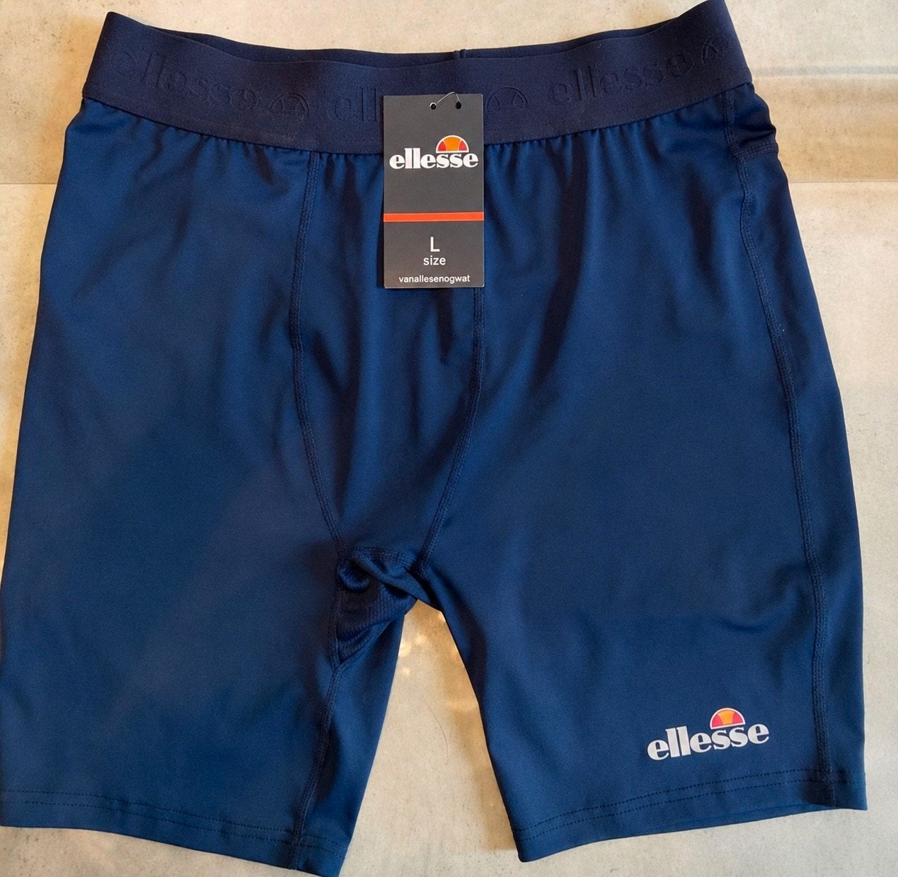 Ellesse sportbroekje maat L, Ophalen, Nieuw, Algemeen