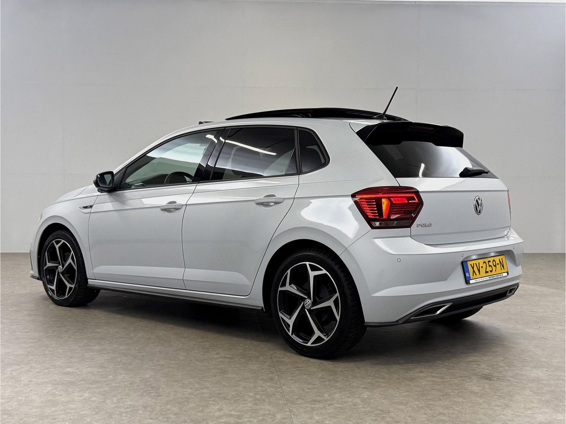 Volkswagen Polo 1.0 TSI R-Line | Pano | DSG | Virtual | Carp, Gebruikt, Euro 6, 49 €/maand, Origineel Nederlands