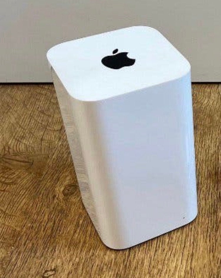 Apple AirPort Time Capsule 2 TB. 120€, Ophalen of Verzenden, Zo goed als nieuw
