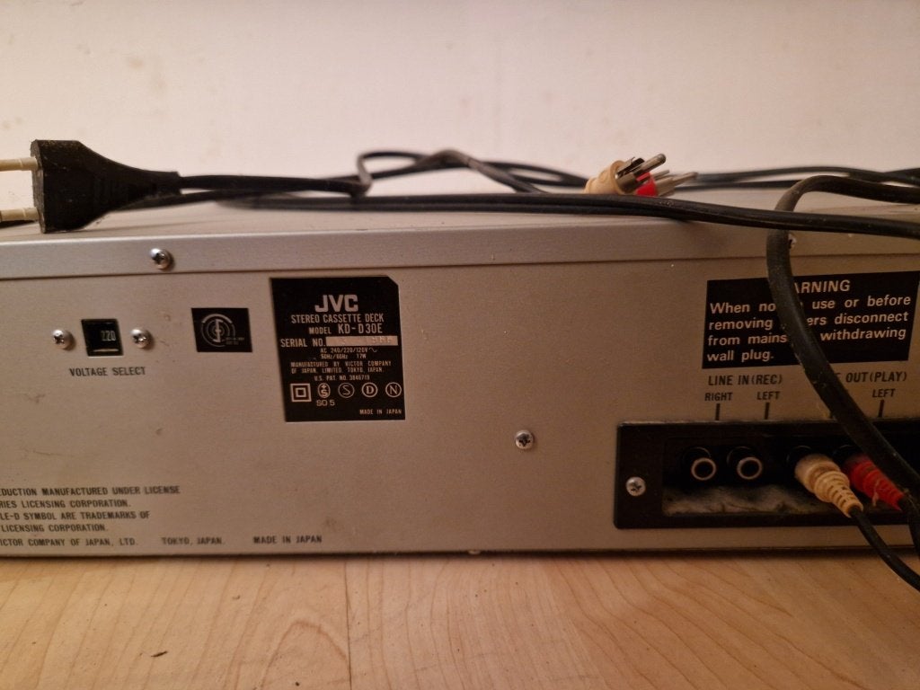Foto 3 van JVC KD-D30E Stereo Cassette Deck cassettedeck Dolby B/C