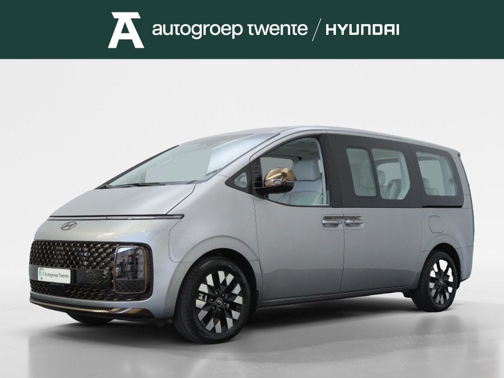 Hyundai Staria 1.6 T-GDI HEV | Luxury 7 persoons | Hybride |, Auto's, Bestelauto's, 12 maanden, 4 cilinders, 7 stoelen, Leder
