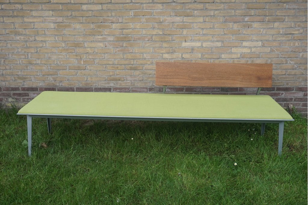 Ahrend 600 museumbank, wachtkamerbank bankje, Huis en Inrichting, Gebruikt, Minder dan 75 cm, Niet ingevuld, Driepersoons