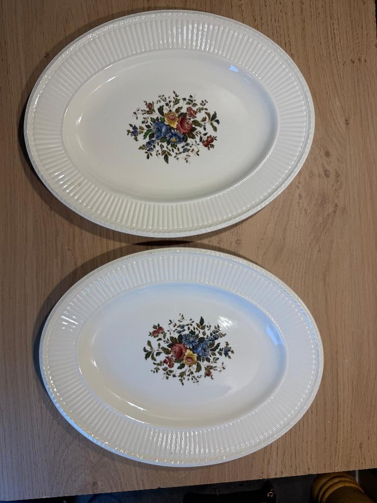 Wedgewood Conway - twee ovale schalen, Ophalen of Verzenden, Wedgwood, Aardewerk, Schaal of Schalen