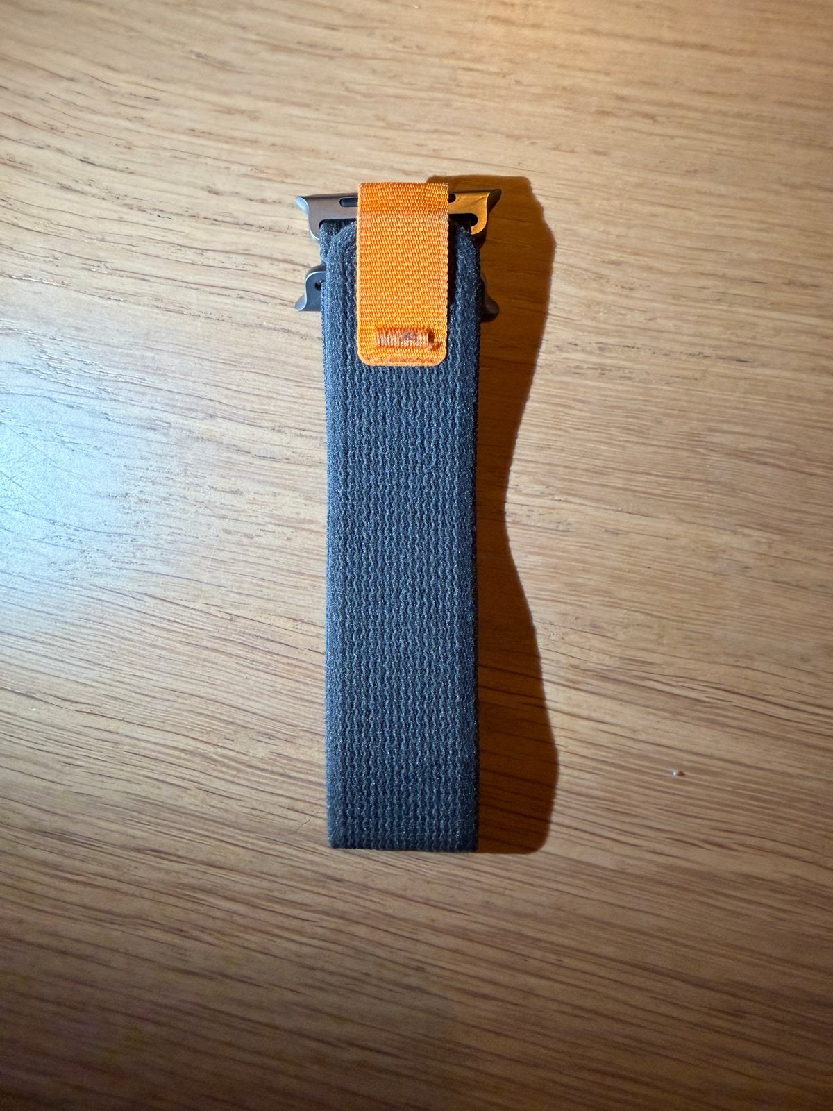 Apple Watch Trail Bandje S/M - Grijs/Oranje, Ophalen of Verzenden, Zo goed als nieuw, Grijs