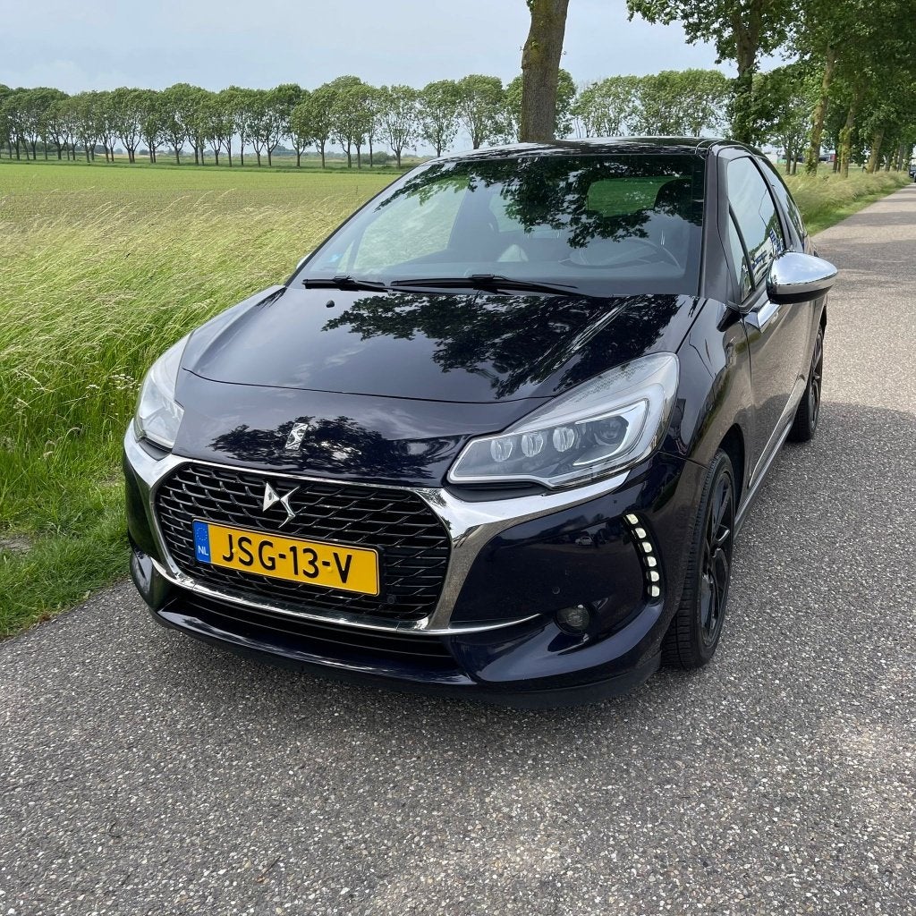 DS 3 1.2 Puretech 110pk LUXE ULTRA PRESTIGE UITV 2016, Auto's, DS, Voorwielaandrijving, Zwart, Blauw, 23 km/l