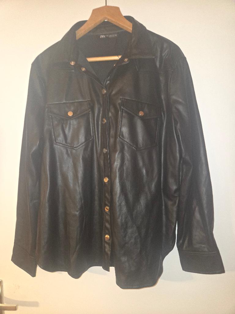 Shirt, Ophalen of Verzenden, Zo goed als nieuw, Maat 46/48 (XL) of groter, Zwart