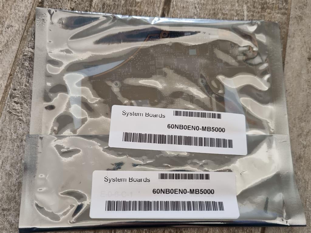 Asus moederbord 60NB0EN0-MB5000 [I7-8550U], Computers en Software, Moederborden, Ophalen of Verzenden, Nieuw, DDR3