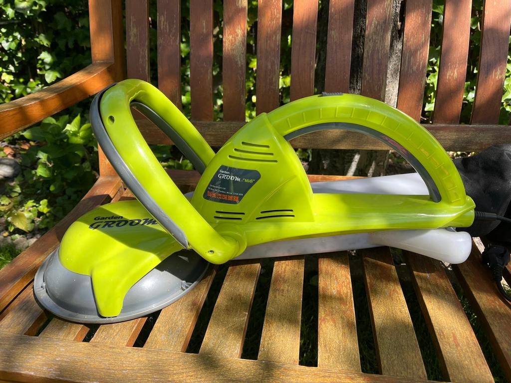 Garden Groom Midi Heggenschaar met opvangzak, Ophalen of Verzenden, Gebruikt, Elektrisch