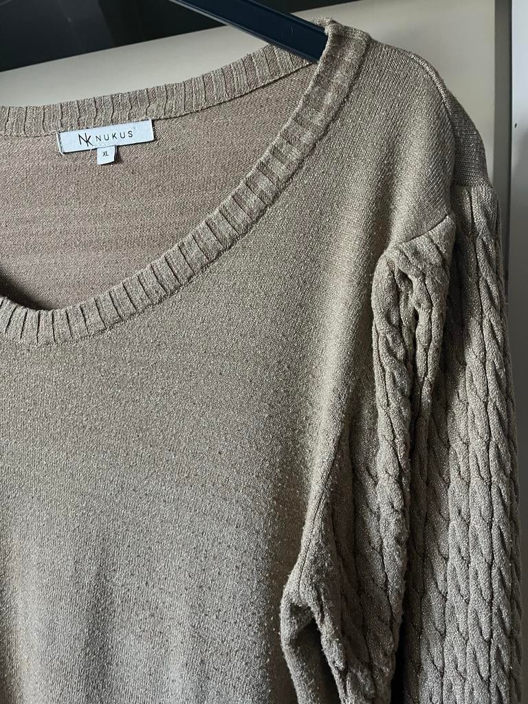 Nukus trui met kabelpatroon XL, Ophalen of Verzenden, Zo goed als nieuw, Maat 46/48 (XL) of groter, Overige kleuren