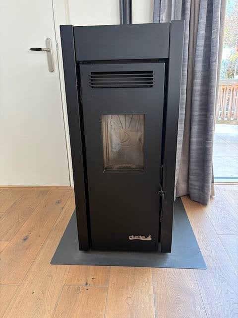 Dielle Pelletkachel 9kW, Huis en Inrichting, Ophalen, Gebruikt, Pelletkachel, Vrijstaand