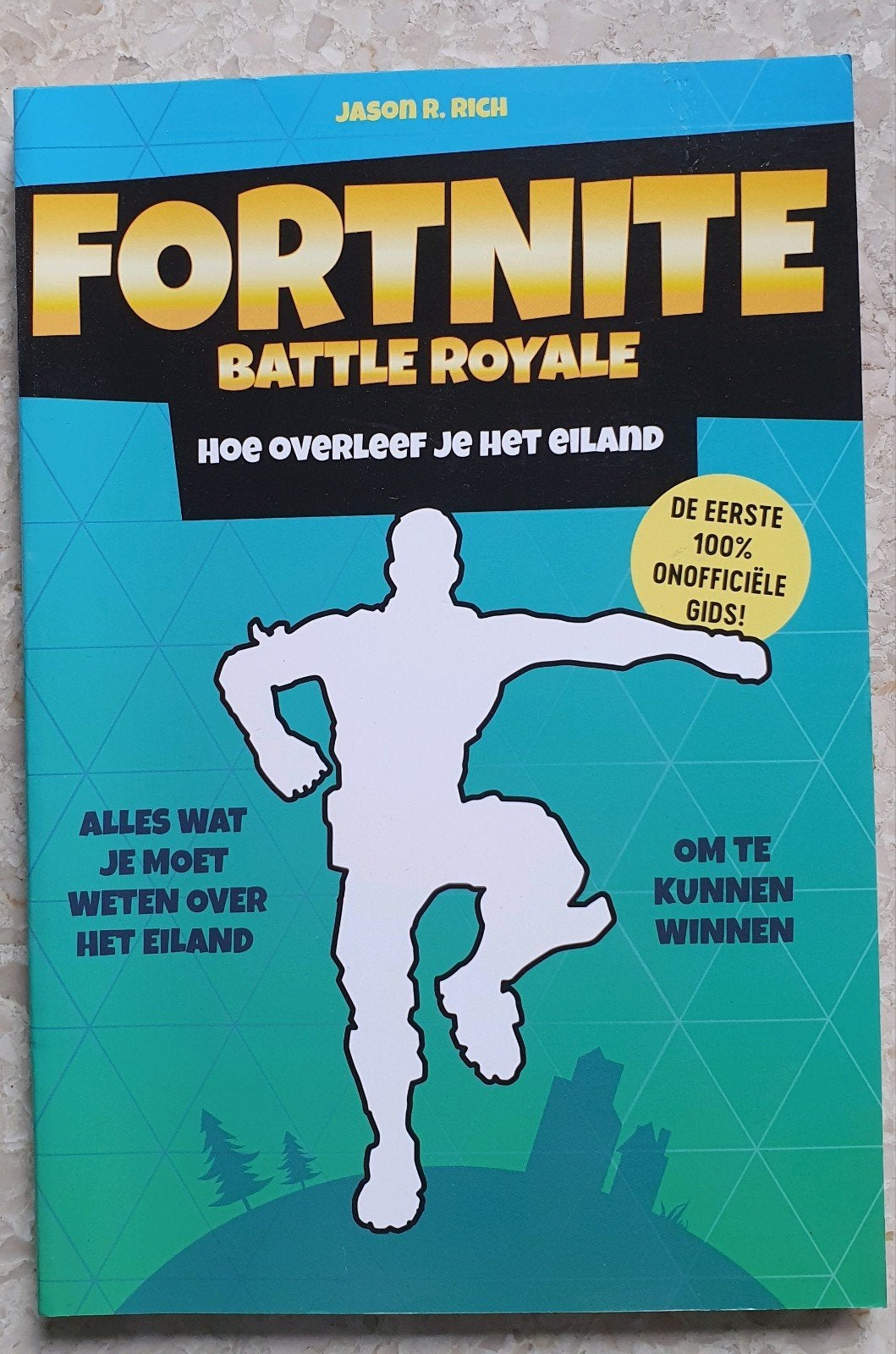Fortnite Battle Royale: Hoe overleef je het eiland, Boeken, Ophalen of Verzenden, Zo goed als nieuw, Jason R. Rich, Non-fictie