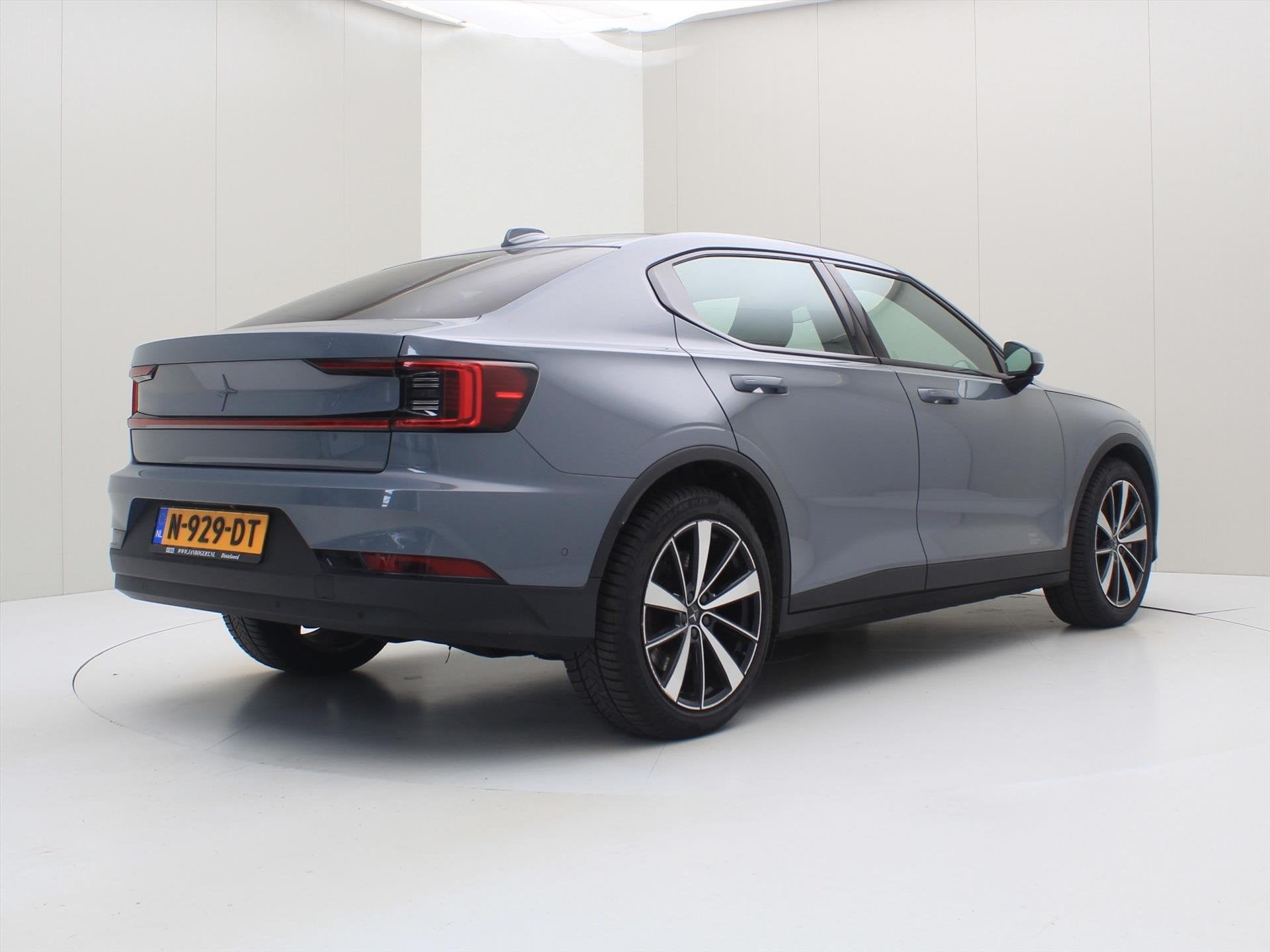 Polestar 2 Long Range Dual Motor 408PK 78kWh 91% SoH [ PILOT, Polestar 2, Stof, Gebruikt, Zwart