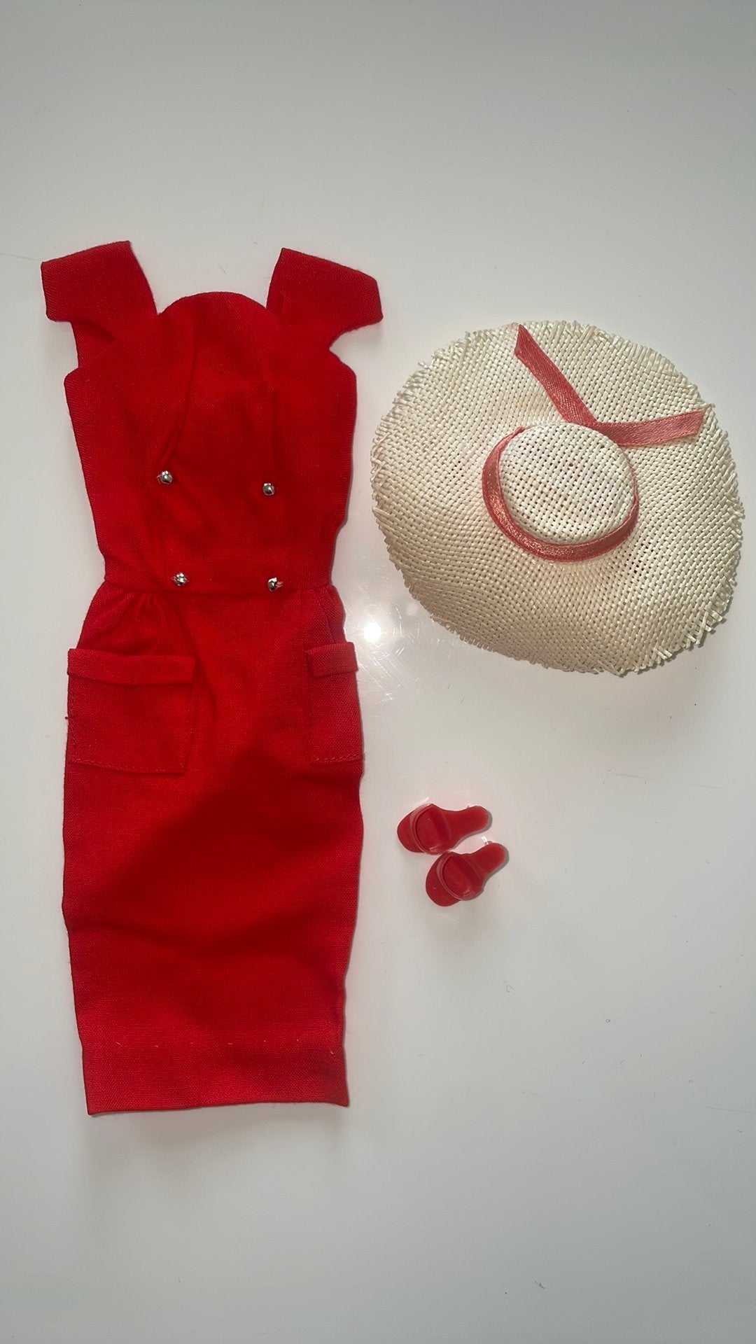 Barbie vintage Sheath Sensation Jurk, hoed ,Japan ot’s, Ophalen of Verzenden, Gebruikt, Kleertjes
