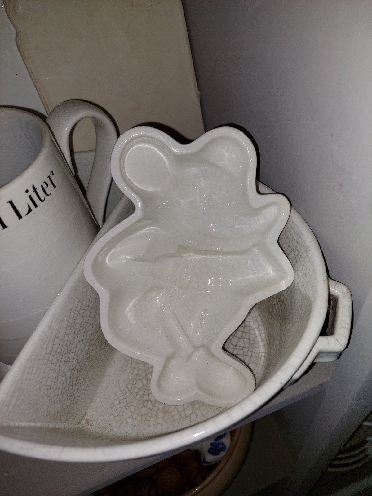 Mickey Mouse puddingvorm van Société Céramique.
Prijs €29,95, Ophalen