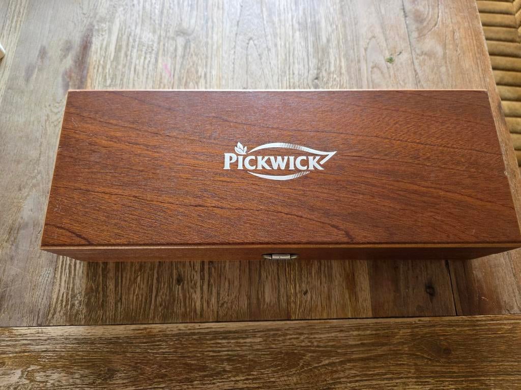 Pickwick theedoos van hout, Huis en Inrichting, Minder dan 50 cm, Gebruikt, Minder dan 50 cm, Ophalen of Verzenden