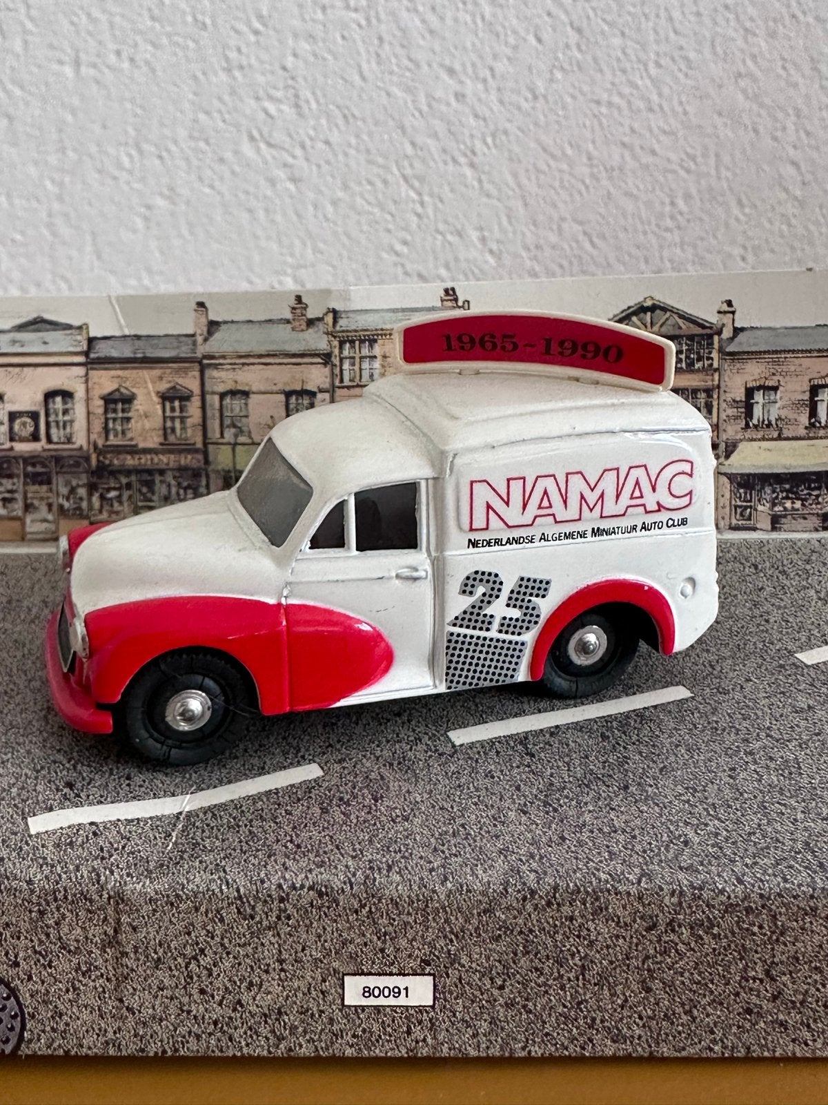 Corgi Classic Models NAMAC 1965-1990 Jubileum Model, Ophalen of Verzenden, Zo goed als nieuw, Bus of Vrachtwagen, Corgi