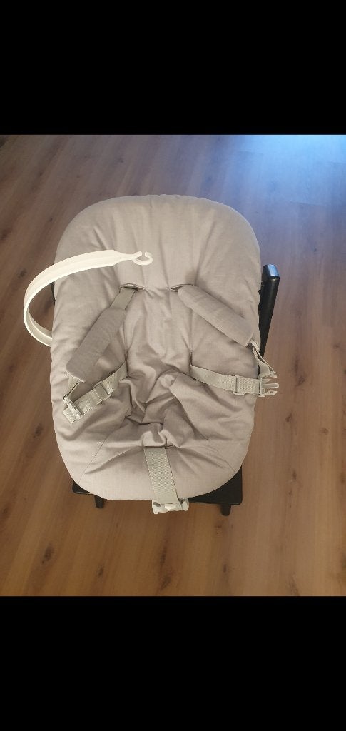 Stokke Tripp Trapp newbornset - grijs (t.w.v. €129,-), Ophalen, Zo goed als nieuw, Overige typen, Gordel(s)