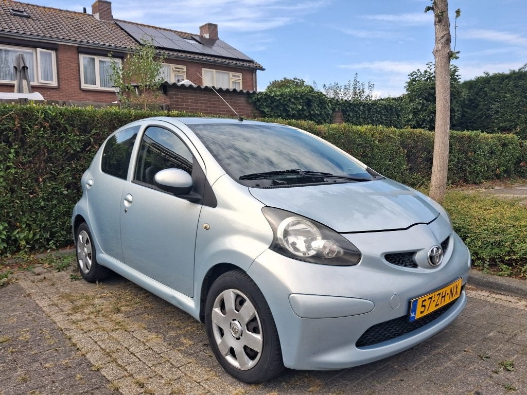 Toyota Aygo 1.0 12V Vvt-i 5DRS 2008 Blauw, Voorwielaandrijving, Stof, Sound system, 68 pk