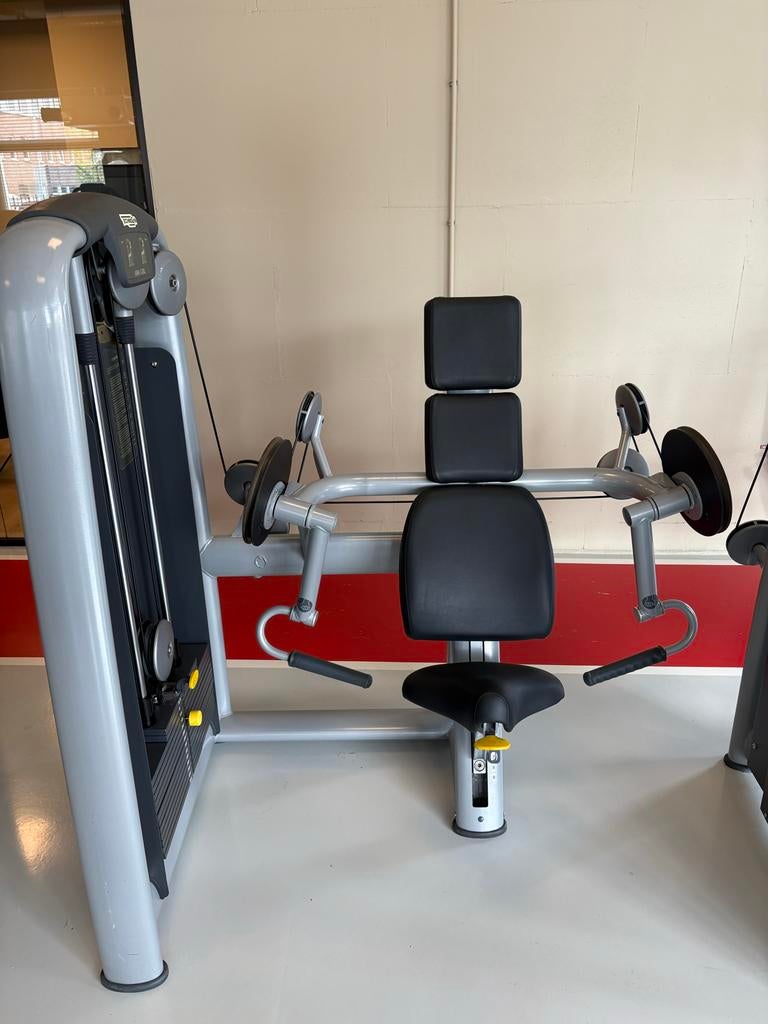 Set van 3 Technogym Selection Line Krachttoestellen, Gebruikt, Krachtstation, Armen, Ophalen of Verzenden