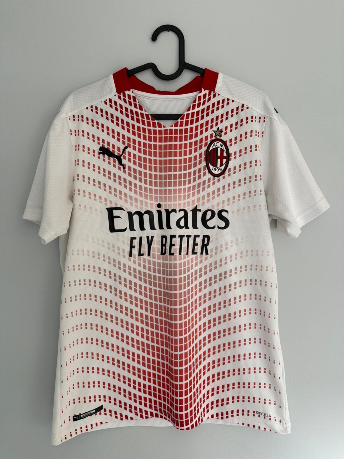 AC Milan uitshirt 2020/2021, Ophalen of Verzenden, Zo goed als nieuw, Shirt