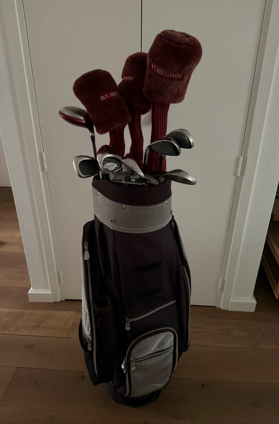 Complete St. George golfset clubs en tas