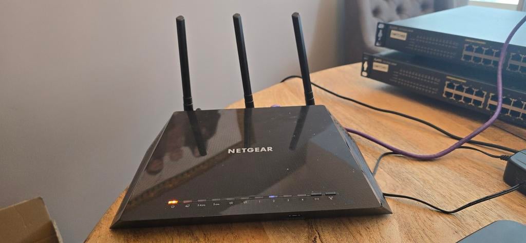 Netgear AC1750 Smart WiFi Router R6400v2, Computers en Software, Routers en Modems, Gebruikt, Router, Ophalen of Verzenden