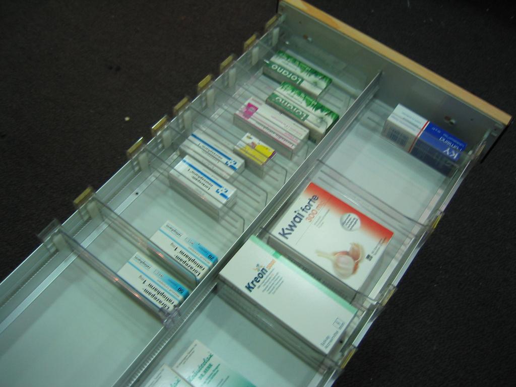 alle accessoires voor de apotheek van r + r, Ophalen of Verzenden, 25 tot 50 cm, Kunststof, Minder dan 100 cm