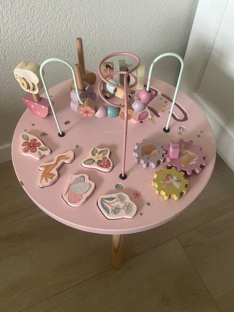 Little dutch activiteitentafel, Ophalen, Zo goed als nieuw