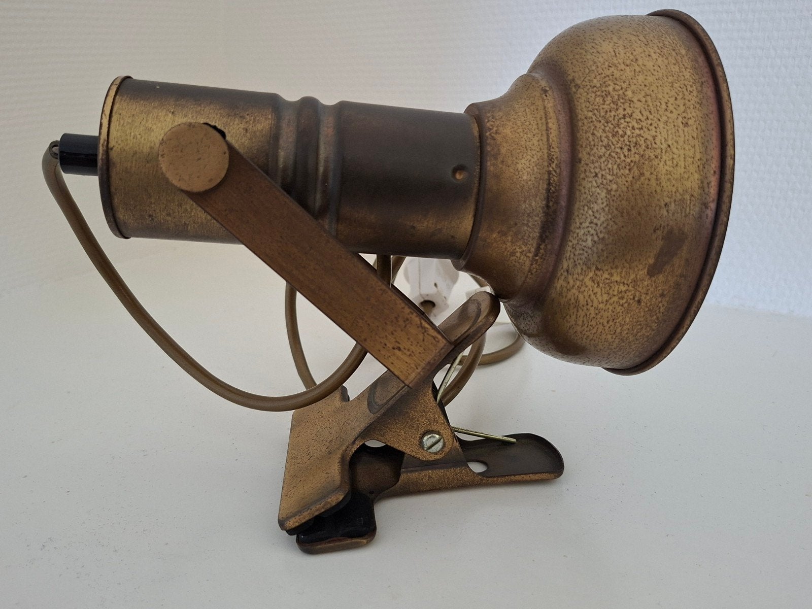 Vintage industriële klemlamp lamp boekenplanklamp bedlamp, Huis en Inrichting, Lampen | Wandlampen, Ophalen of Verzenden