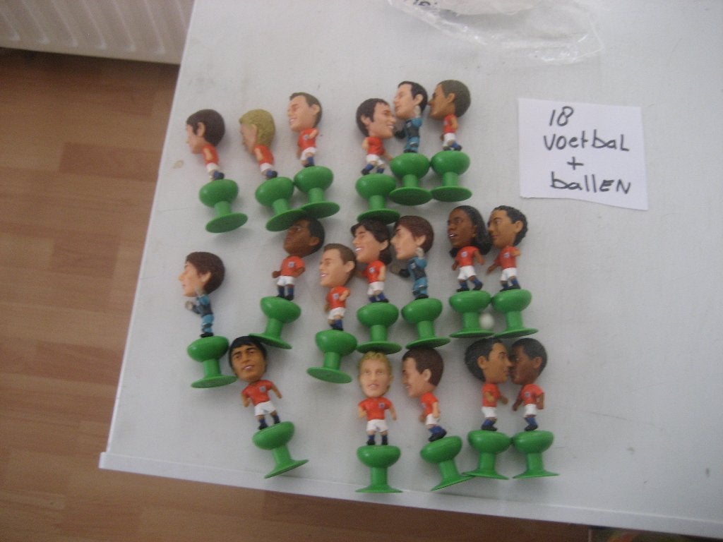 voetbalpoppetjes, Ophalen, Zo goed als nieuw