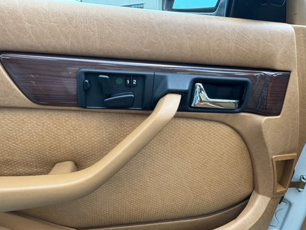 Mercedes Benz 420SEL Ecc Airco Leder Wegenbelasting vrij !, foto 9
