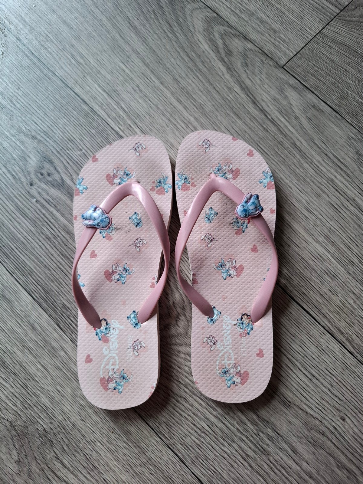 Stitch teenslippers maat 36/37, Meisje, Overige typen, Ophalen of Verzenden, Zo goed als nieuw