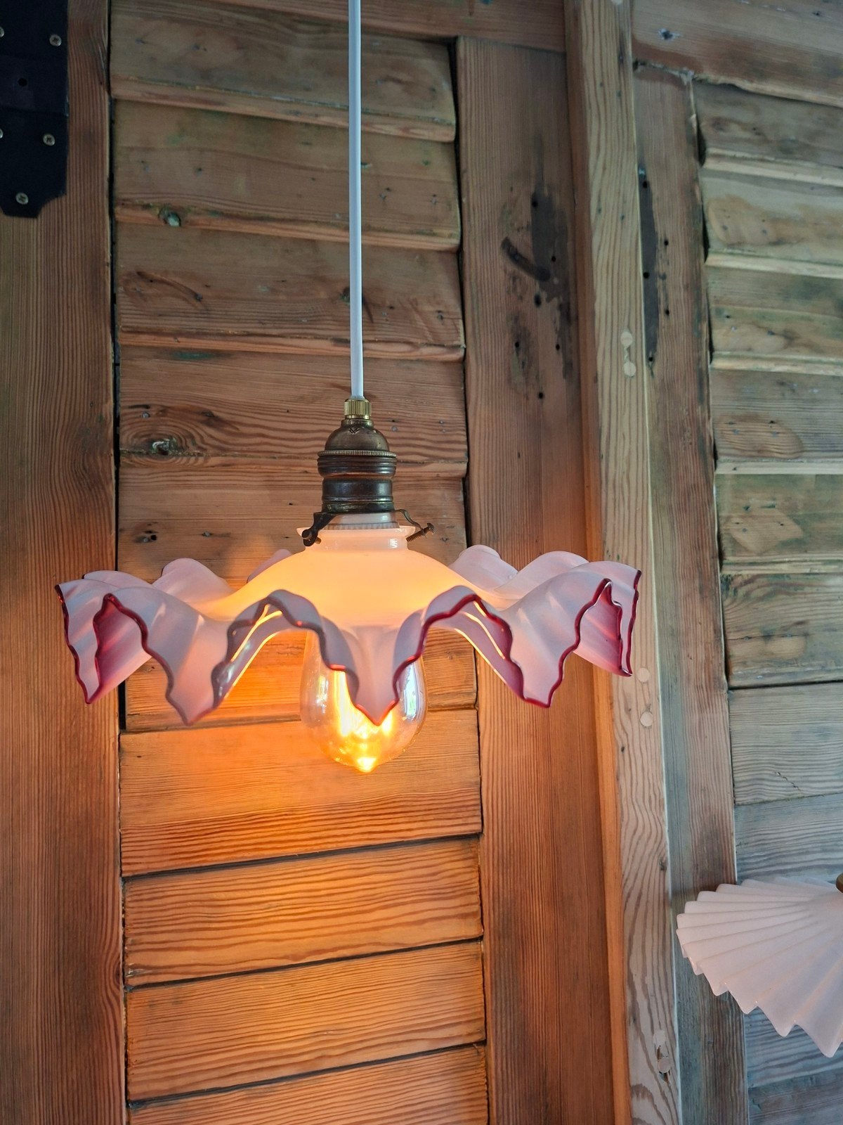 Frans Opaline glazen hanglamp , rokjes lamp, Antiek en Kunst, Ophalen of Verzenden