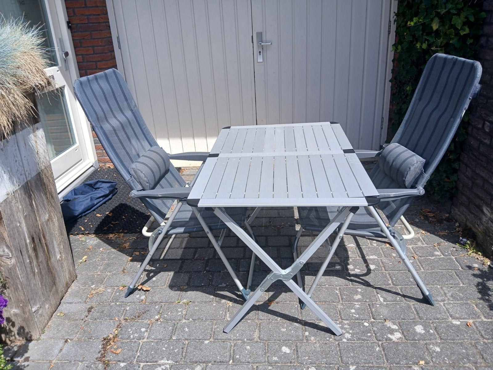Campingstoelen en aluminium demontabele tafel, Ophalen, Gebruikt