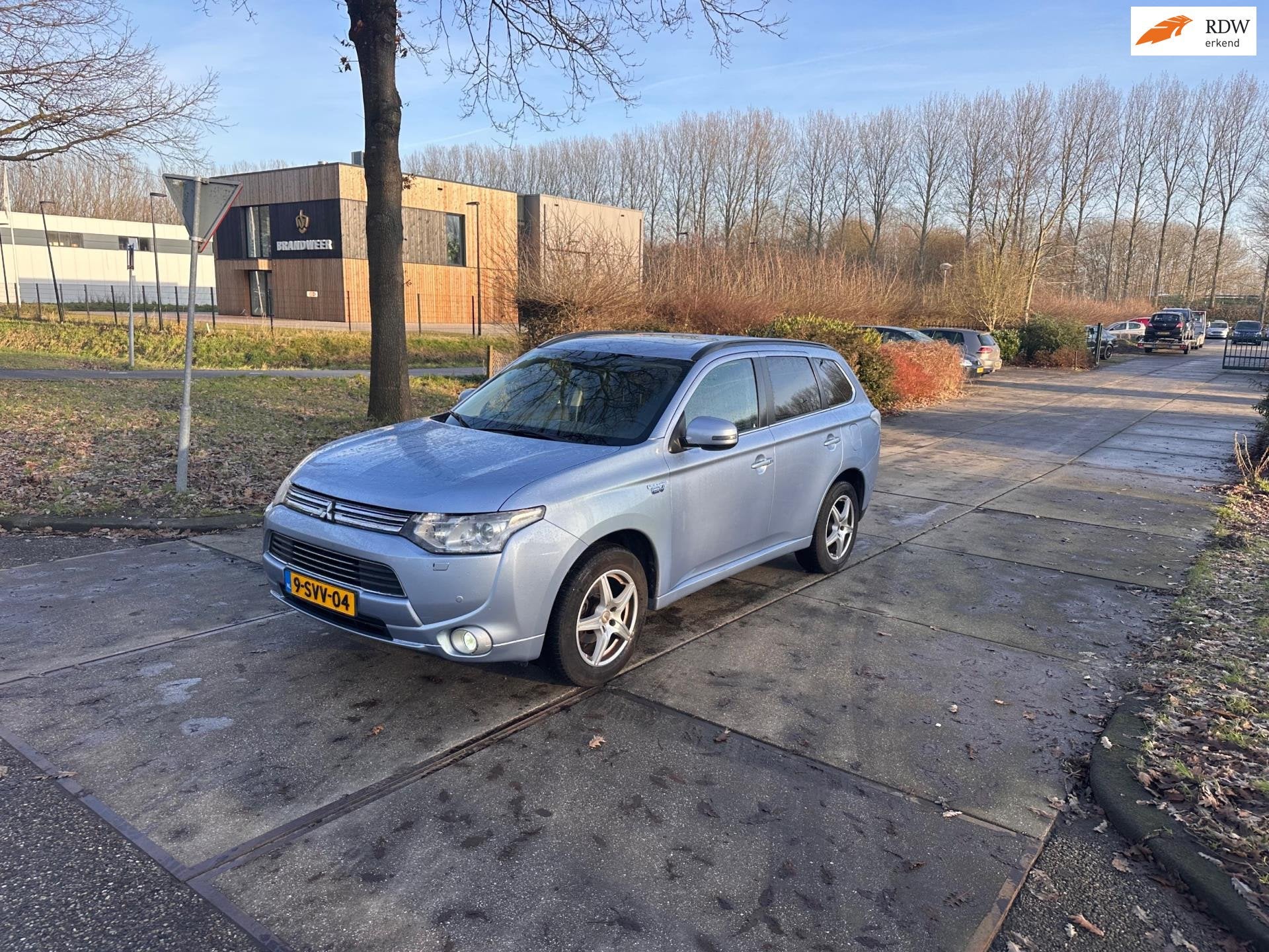 Mitsubishi Outlander 2.0 PHEV Instyle Navi.Clima.Camera, 4 cilinders, Blauw, Vierwielaandrijving, Hybride Elektrisch/Benzine