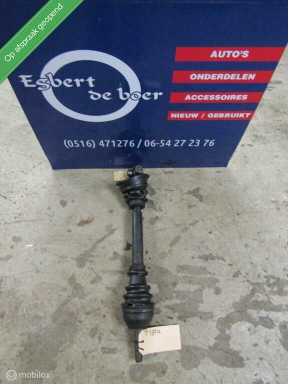 Aandrijfas opel tigra 1400/16v en 1600/16v, Auto-onderdelen, Gebruikt, Opel, Ophalen of Verzenden, Opel