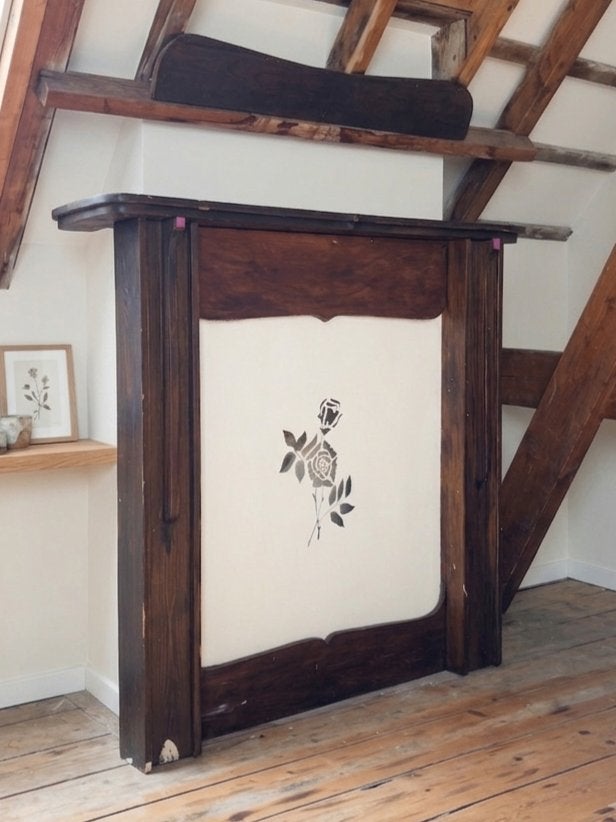 Antieke houten schouwmantel met Art Deco stijl & roos, Ophalen, Gebruikt, Vrijstaande haard, Overige soorten